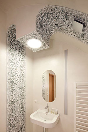 Lightway sun tunnel illuminates a bathroom without windows with real daylight.